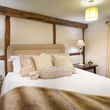 בית נופש Fair Rigg Old Farm *